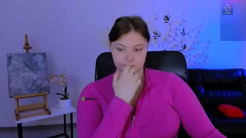 Snapshot of nikol_kitt chatting on 07/18/26, 06:34 Little Niko Help me reach my goals online show from 07/18/26, 06:34