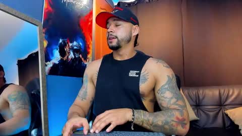 Snapshot of nikolahank1 chatting on 12/10/24, 12:50 Nikola Hank online show from 12/10/24, 12:50