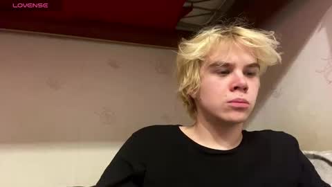 nikolasbucks online show from 12/18/25, 09:43