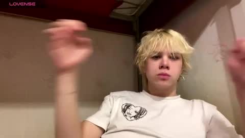 nikolasbucks online show from 12/19/25, 09:33