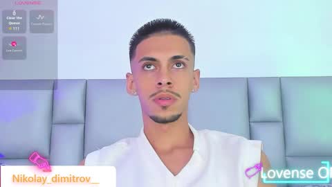    online show from 10/31/25, 04:35