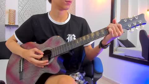 Snapshot of nikolay_gregori chatting on 01/02/25, 10:05 online show from 01/02/25, 10:05