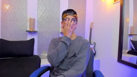 Snapshot of nikolay_gregori chatting on 01/03/25, 07:06 online show from 01/03/25, 07:06