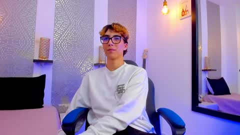 Snapshot of nikolay_gregori chatting on 01/06/25, 06:58 online show from 01/06/25, 06:58