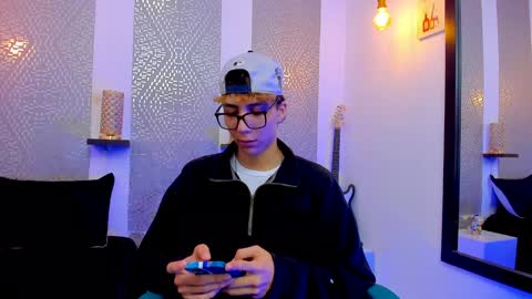 Snapshot of nikolay_gregori chatting on 01/07/25, 03:57 online show from 01/07/25, 03:57