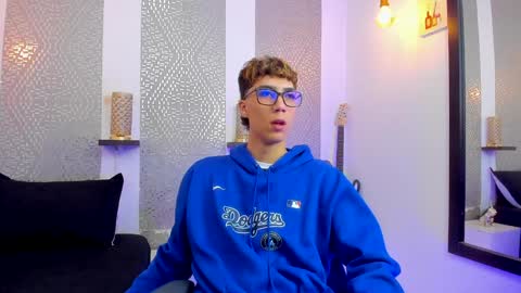 Snapshot of nikolay_gregori chatting on 01/13/25, 04:07 online show from 01/13/25, 04:07