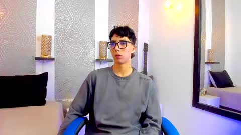 Snapshot of nikolay_gregori chatting on 01/26/25, 03:59 online show from 01/26/25, 03:59