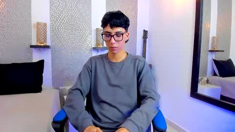 Snapshot of nikolay_gregori chatting on 01/26/25, 10:02 online show from 01/26/25, 10:02