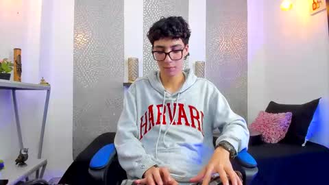 Snapshot of nikolay_gregori chatting on 02/28/25, 09:58 online show from 02/28/25, 09:58