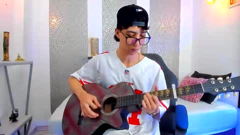 Snapshot of nikolay_gregori chatting on 03/07/25, 04:02 online show from 03/07/25, 04:02