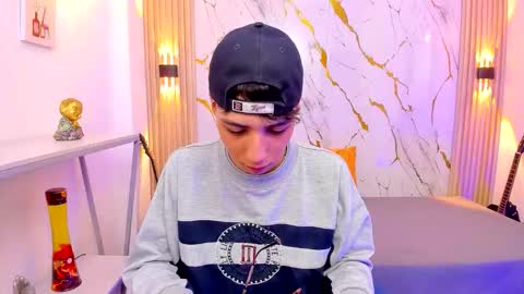    online show from 01/09/26, 04:37