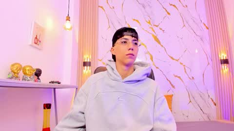    online show from 02/10/26, 03:32