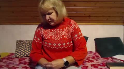 Nikole1 online show from 10/15/25, 12:27