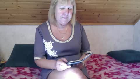 Snapshot of nikole111 chatting on 05/08/26, 09:25 Nikole1 online show from 05/08/26, 09:25