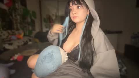 Snapshot of nikoli_naw chatting on 12/02/25, 10:27 nikoli_naw online show from 12/02/25, 10:27