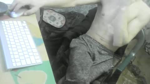 Snapshot of nikolos22 chatting on 02/08/25, 09:36 nikolos22 online show from 02/08/25, 09:36