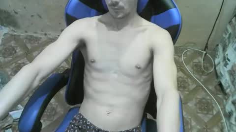 Snapshot of nikolos22 chatting on 11/03/25, 07:48 nikolos22 online show from 11/03/25, 07:48