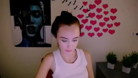 nikonara_ online show from 12/22/24, 05:53