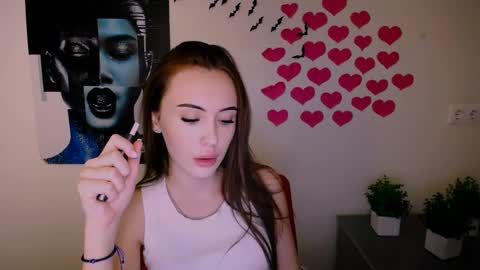 nikonara_ online show from 01/11/25, 05:29