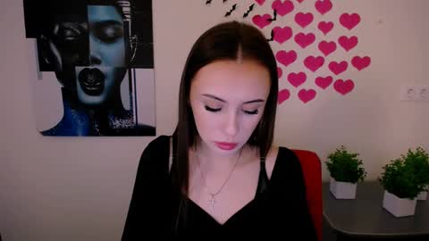 nikonara_ online show from 01/15/25, 02:13