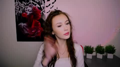 nikonara_ online show from 01/30/25, 02:36