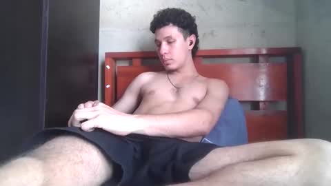 Snapshot of nikotwinktop chatting on 02/25/26, 06:39 Niko online show from 02/25/26, 06:39