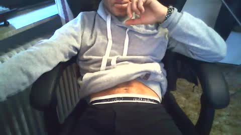 niksdick2121 online show from 12/28/24, 12:35