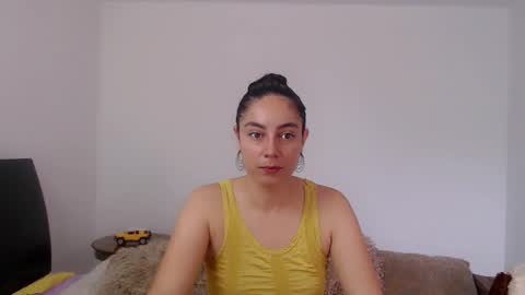 Snapshot of niky_blue chatting on 01/04/25, 06:30 niky_blue online show from 01/04/25, 06:30