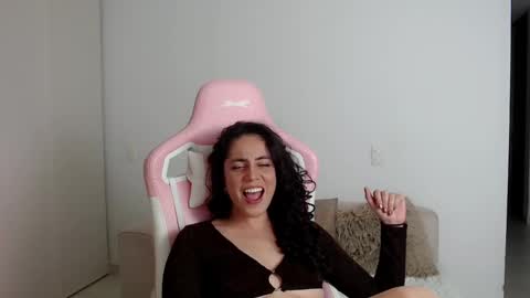 Snapshot of niky_blue chatting on 01/30/25, 03:55 niky_blue online show from 01/30/25, 03:55