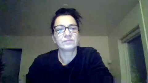 Snapshot of niky_sweet19 chatting on 01/05/25, 04:48 niky_sweet19 online show from 01/05/25, 04:48