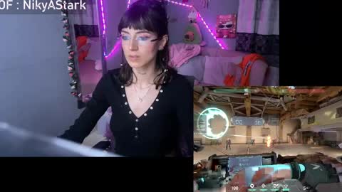 Snapshot of nikyastark chatting on 04/09/26, 02:33 Niky A Stark online show from 04/09/26, 02:33