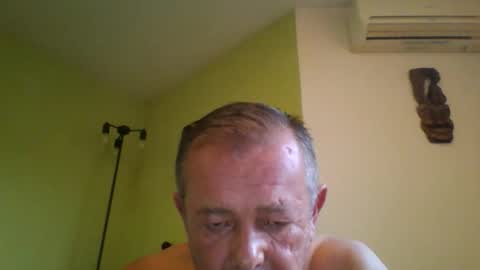 Snapshot of nikyo419 chatting on 09/16/25, 04:24 nikyo419 online show from 09/16/25, 04:24