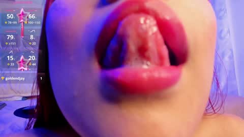 Snapshot of nikyrosso chatting on 01/31/25, 03:09 NikyRosso online show from 01/31/25, 03:09