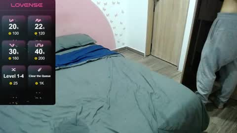 Snapshot of nila_kaia chatting on 04/14/26, 12:27 nila online show from 04/14/26, 12:27