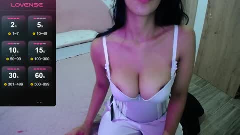 Snapshot of nila_kaia chatting on 04/28/26, 02:27 nila online show from 04/28/26, 02:27