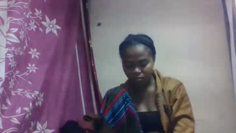 nilah online show from 09/19/25, 11:55