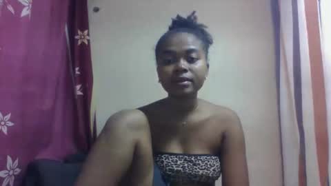 nilah online show from 09/27/25, 09:36