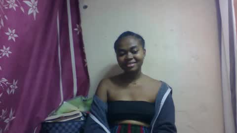 nilah online show from 10/04/25, 06:39