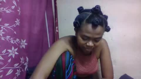 nilah online show from 12/16/25, 04:45