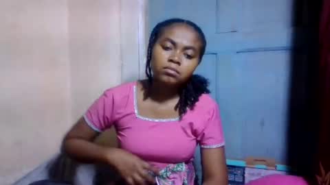 nilah online show from 07/08/26, 08:52