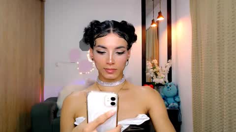 Nilam online show from 03/10/25, 11:27