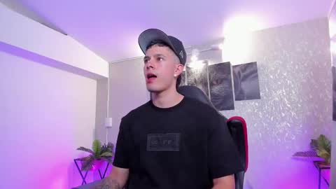 Nils online show from 10/23/25, 04:12