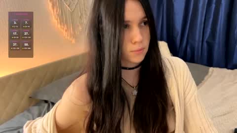 Snapshot of nimfaheart chatting on 12/01/24, 07:36 Jennet online show from 12/01/24, 07:36