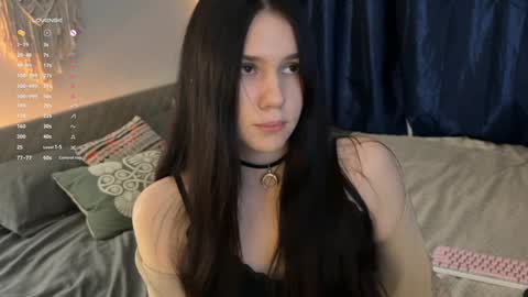 Snapshot of nimfaheart chatting on 12/09/24, 03:44 Jennet online show from 12/09/24, 03:44