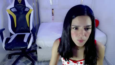 Snapshot of nina_and_coby chatting on 05/03/26, 08:48 NINA AND COBY online show from 05/03/26, 08:48
