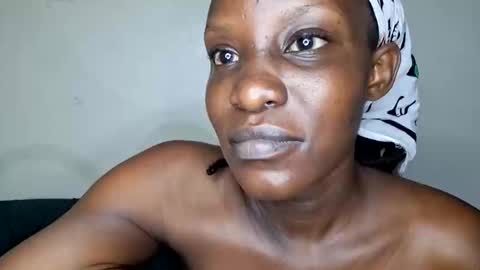 Snapshot of nina_bambi chatting on 04/21/26, 02:48 nina_bambi online show from 04/21/26, 02:48