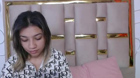 Nina Carther online show from 10/10/25, 11:09