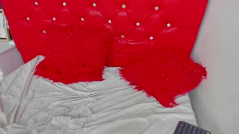 Nina online show from 12/28/24, 05:02