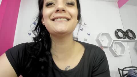 Nina online show from 01/12/25, 07:10