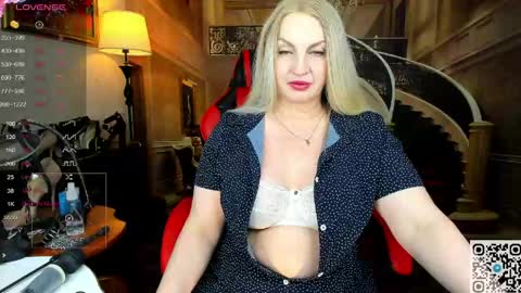 Snapshot of nina_deville chatting on 05/10/26, 07:41 Nina online show from 05/10/26, 07:41